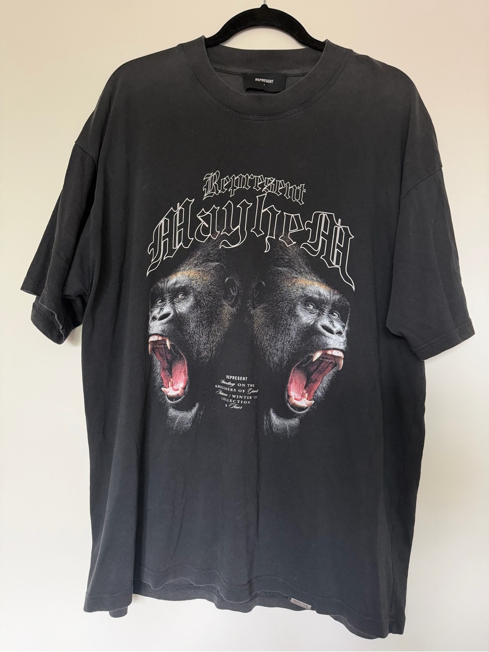Represent Graphic Tee - Black